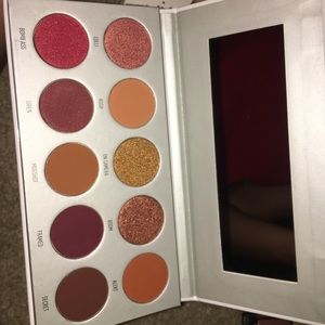 Jaclyn Hill Burgundy Palette: NEVER USED